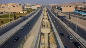 إغلاق المحور المركزي بالجيزة لمدة 30 يوماً يعطل حركة الملايين ويضاعف زمن الرحلات إلى ساعة 1